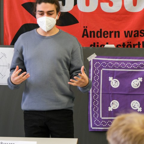 parteienbasar_gymleo_2. Vergrösserte Ansicht