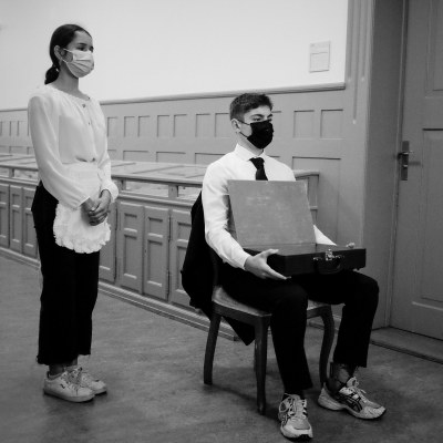 theater 2m 12 5 21 21