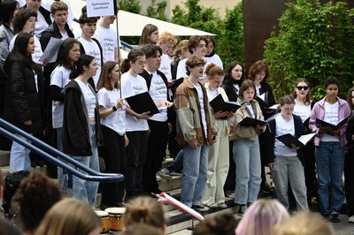 EJCHF8